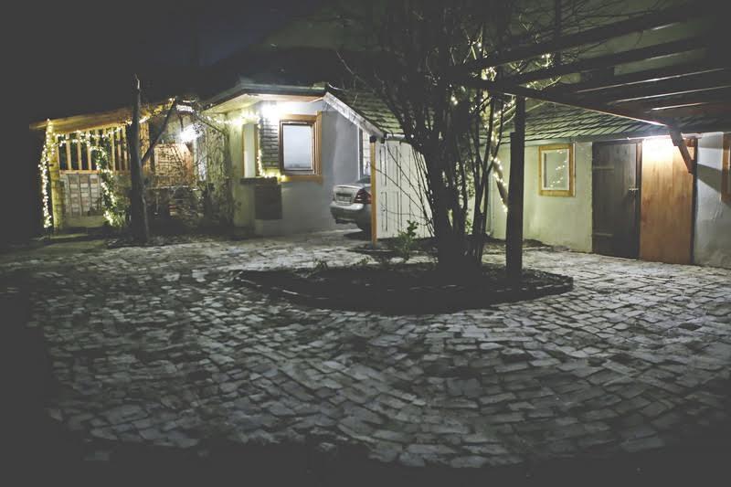 Appartamento Folk In Old Town Kecskemét Esterno foto